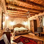 Cappadocia Caves Hotel 3*