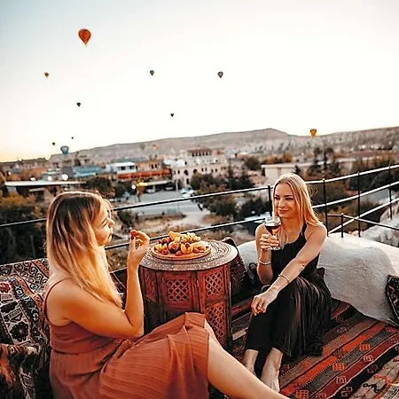 Cappadocia Caves 3*